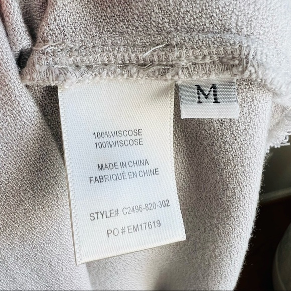 Anthropologie Cloth & Stone button back frayed top - Picture 7 of 8